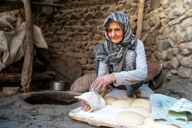 عند التنور