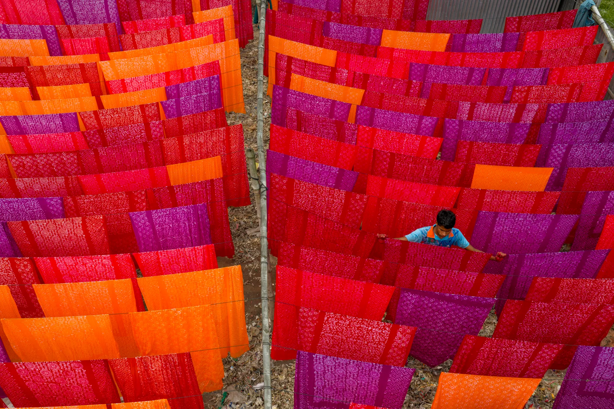 Maze of Saris